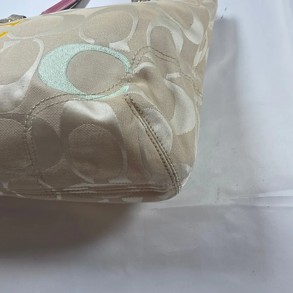 Coach Poppy Signature 
